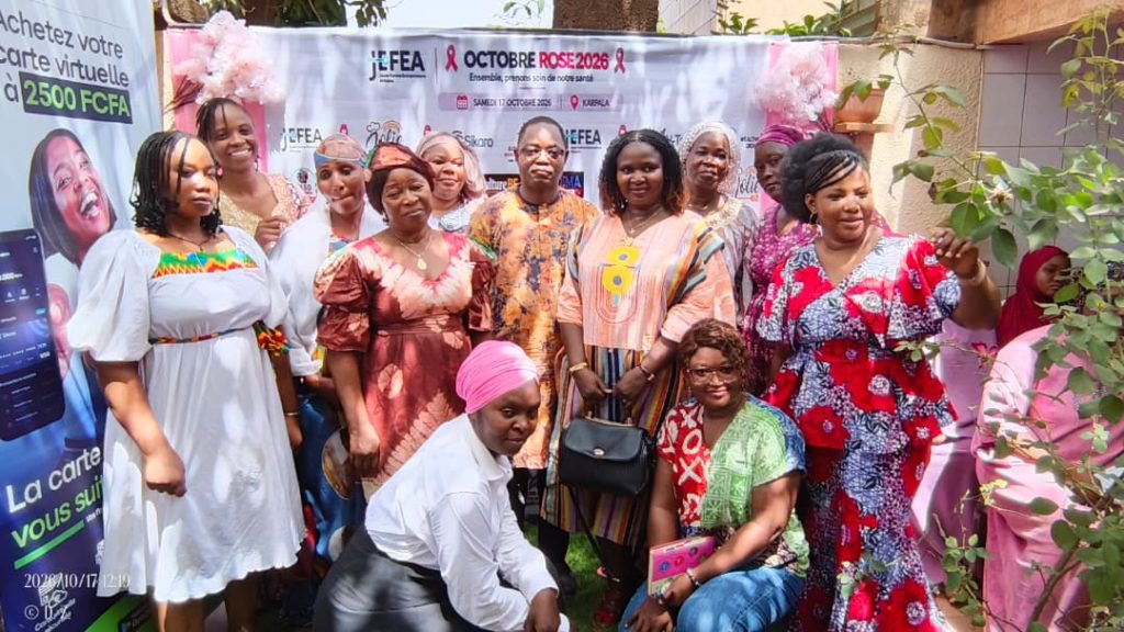Octobre Rose à Ouagadougou : L’association Jeune Femme Entrepreneure Africaine (JEFEA) mobilisée pour la santé des femmes