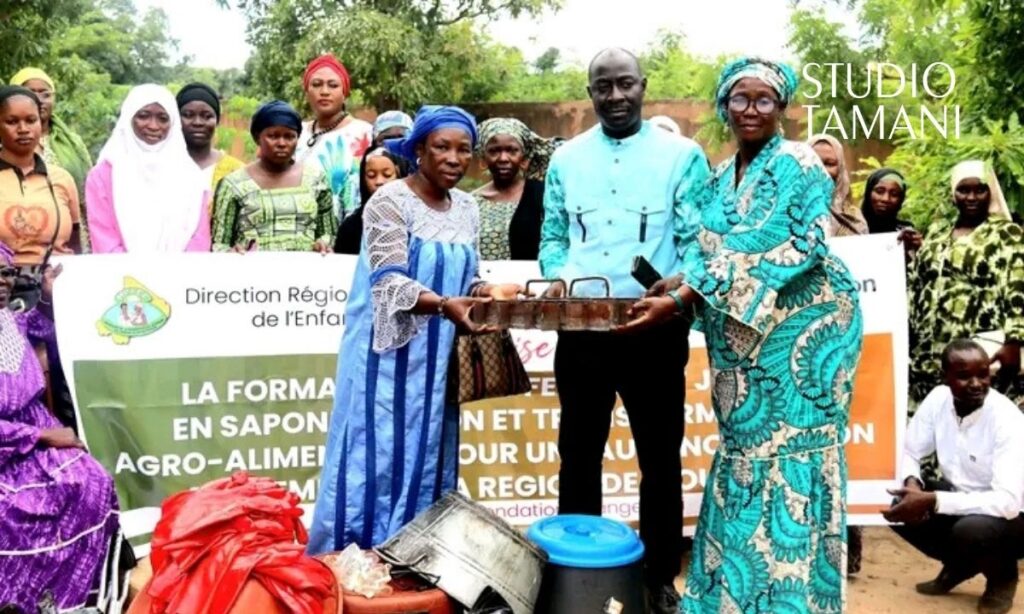 Koutiala : une cinquantaine de femmes formées à la saponification